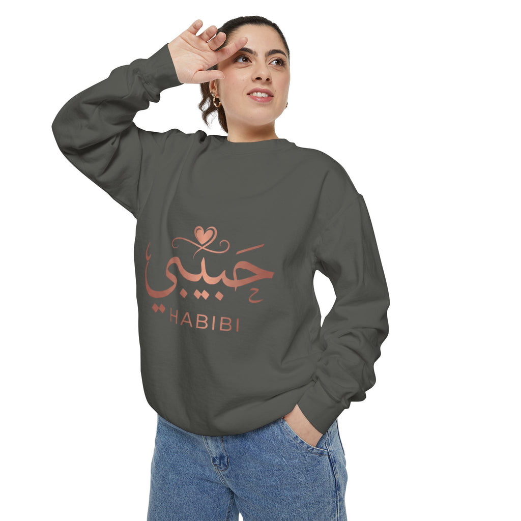Habibi Sweatshirt — Arabic 'حبيبي' Rose Gold Graphic Crewneck