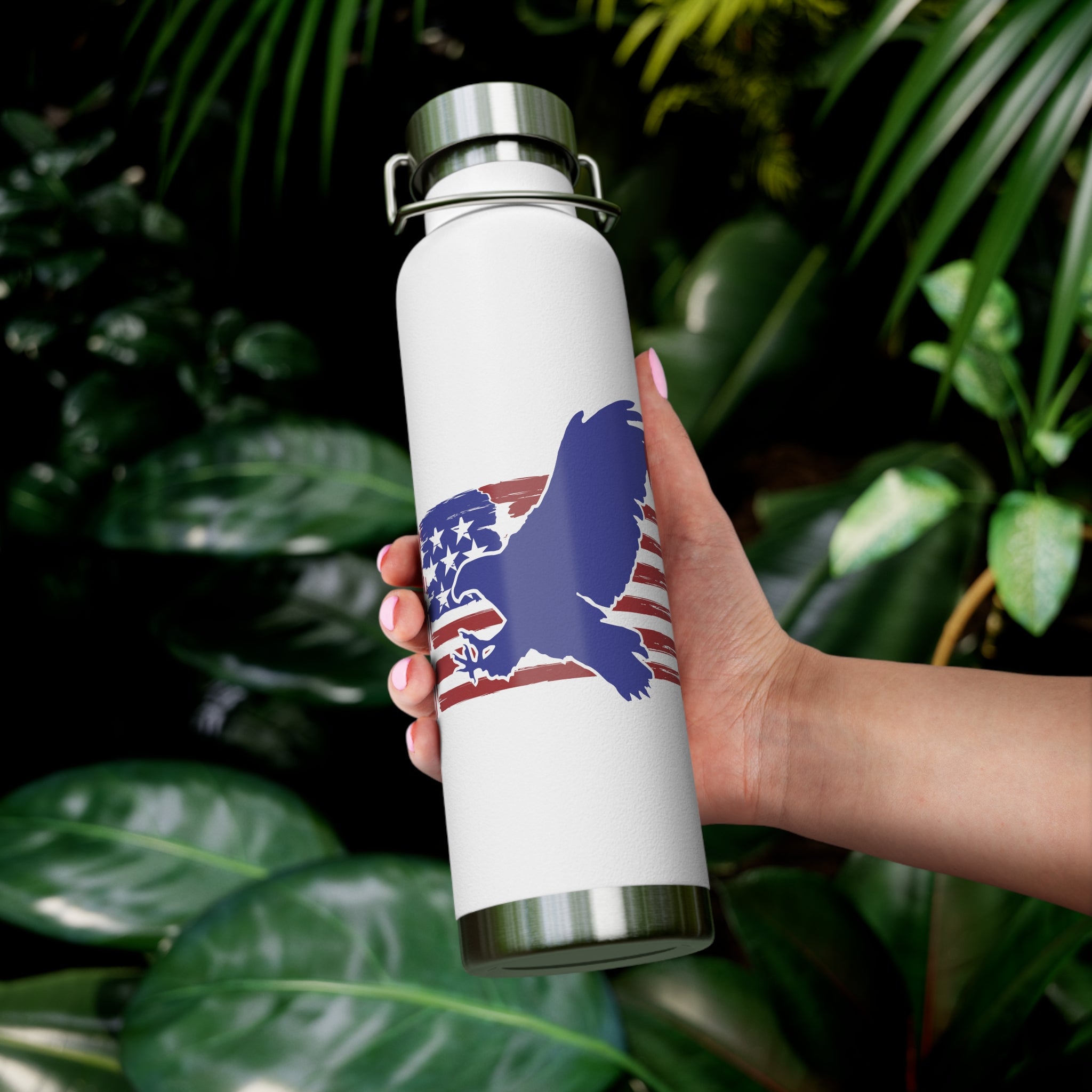 22oz Vacuum Bottle with American Flag Eagle — USA Patriotic Insulated Water Bottle
